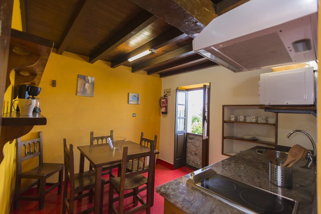 Apartamentos Rurales Playa Del Canal Villanueva de Pria Buitenkant foto